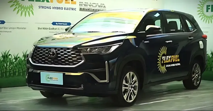 टोयोटा इनोव्हा हायक्रॉस फ्लेक्स इंधन टोयोटा इनोव्हा हायक्रॉस फ्लेक्स इंधन