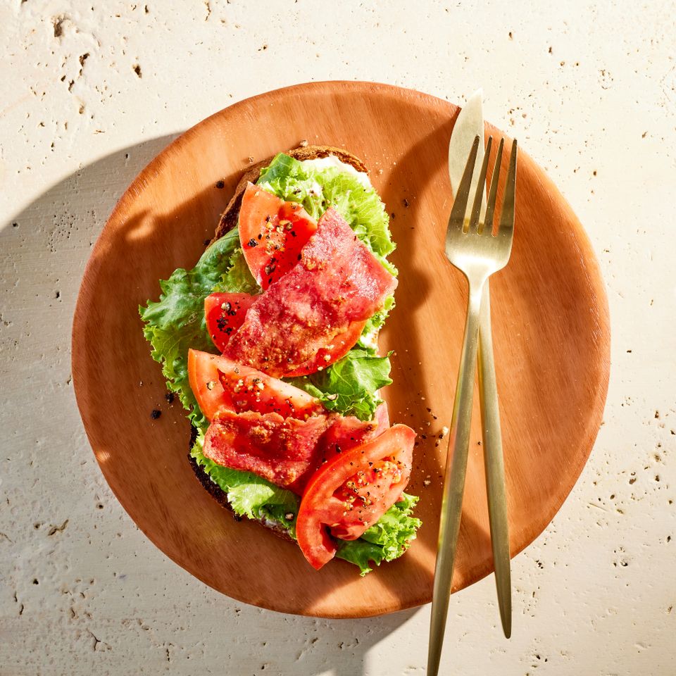 श्रेय: छायाचित्रकार: जेक स्टर्नक्विस्ट, फूड स्टायलिस्ट: हॉली ड्रेसमन, प्रॉप स्टायलिस्ट: लेक्सी जुहल