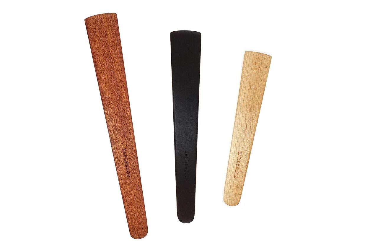 3-पीस लाकूड किचन भांड्यांचा संच: 3 पातळ लाकूड कुकिंग स्पॅटुला क्रेडिट: ऍमेझॉन