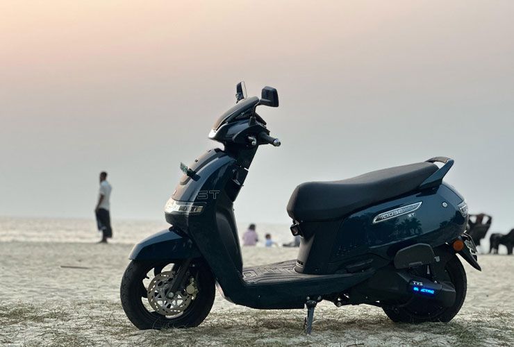 tvs iqube st पुनरावलोकन