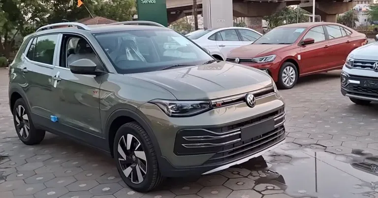 taigun-facelift-at-delership-font