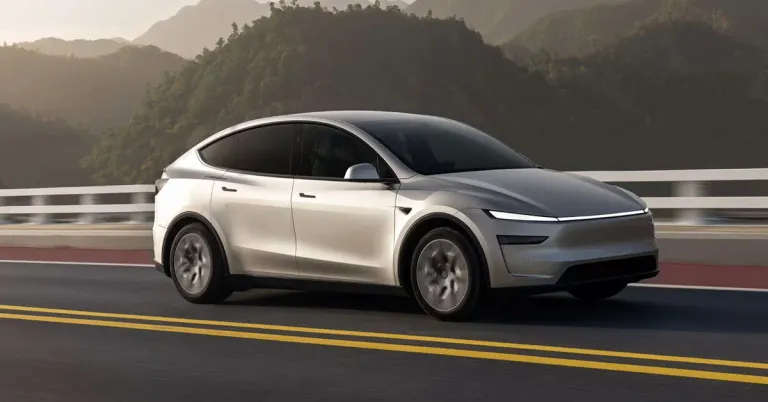 टेस्ला मॉडेल yl