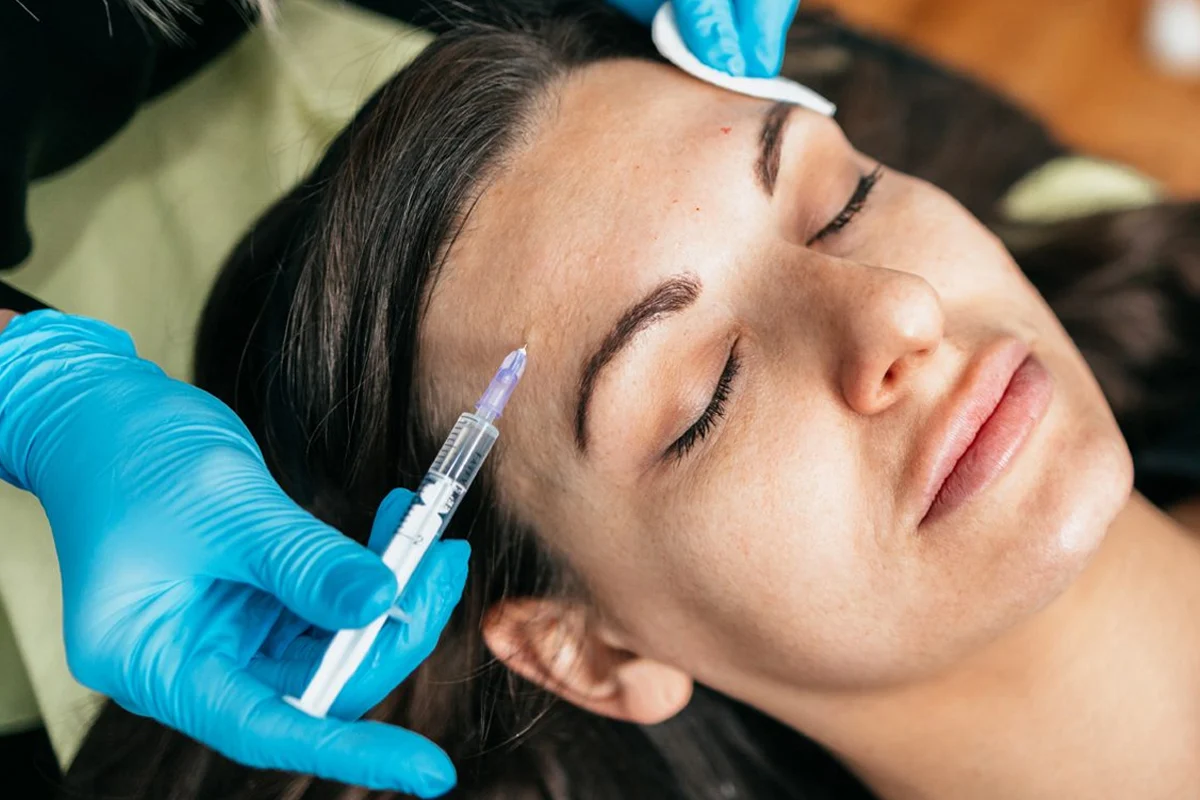 बोटॉक्स स्ट्रिप्स खरोखरच सुरकुत्या कमी करतात किंवा फक्त हायप करतात