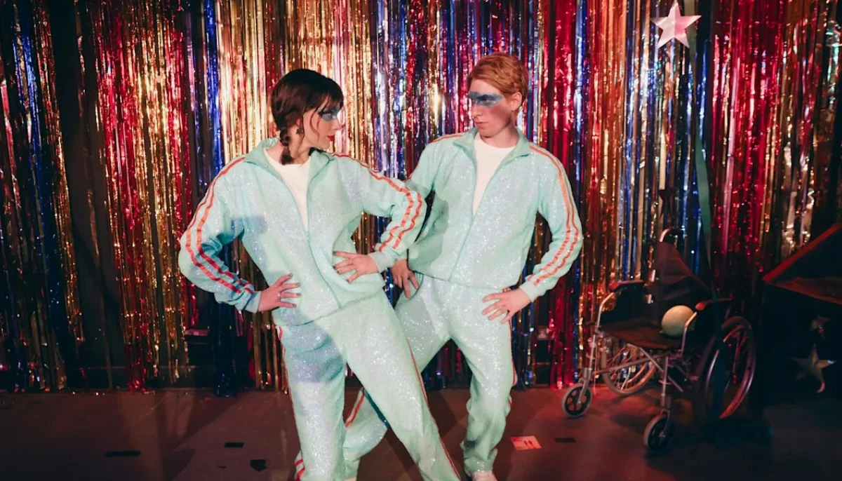 'Opalite' MV नंतर टेलर स्विफ्टच्या व्यावसायिकतेने डोम्नॉल ग्लीसनला थक्क केले