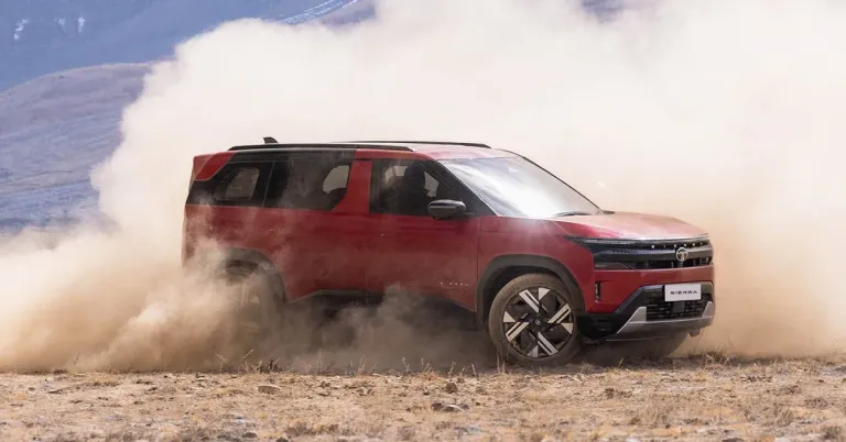 टाटा सिएरा लाल