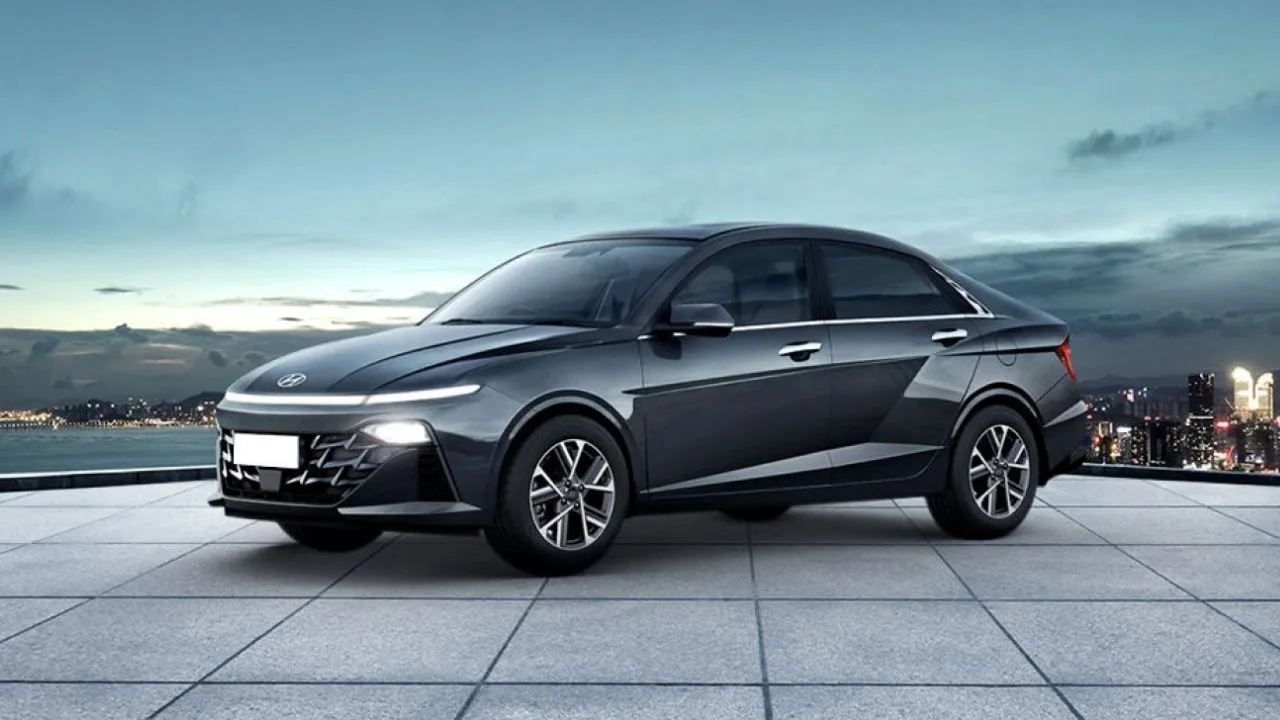 ह्युंदाई वेर्ना (1)