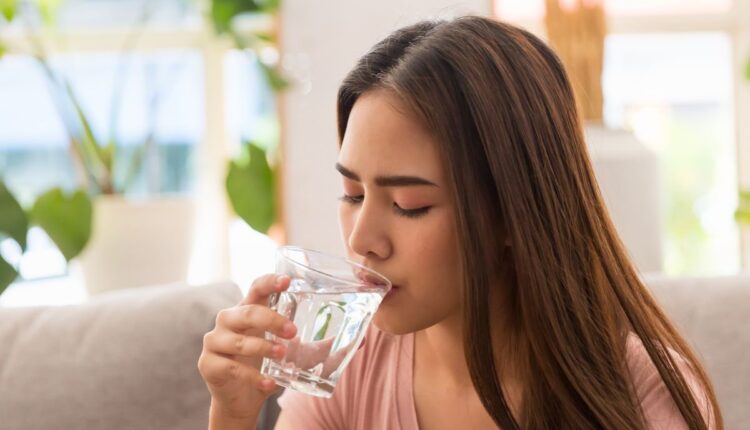 थंड पाणी पिण्याचे दुष्परिणाम