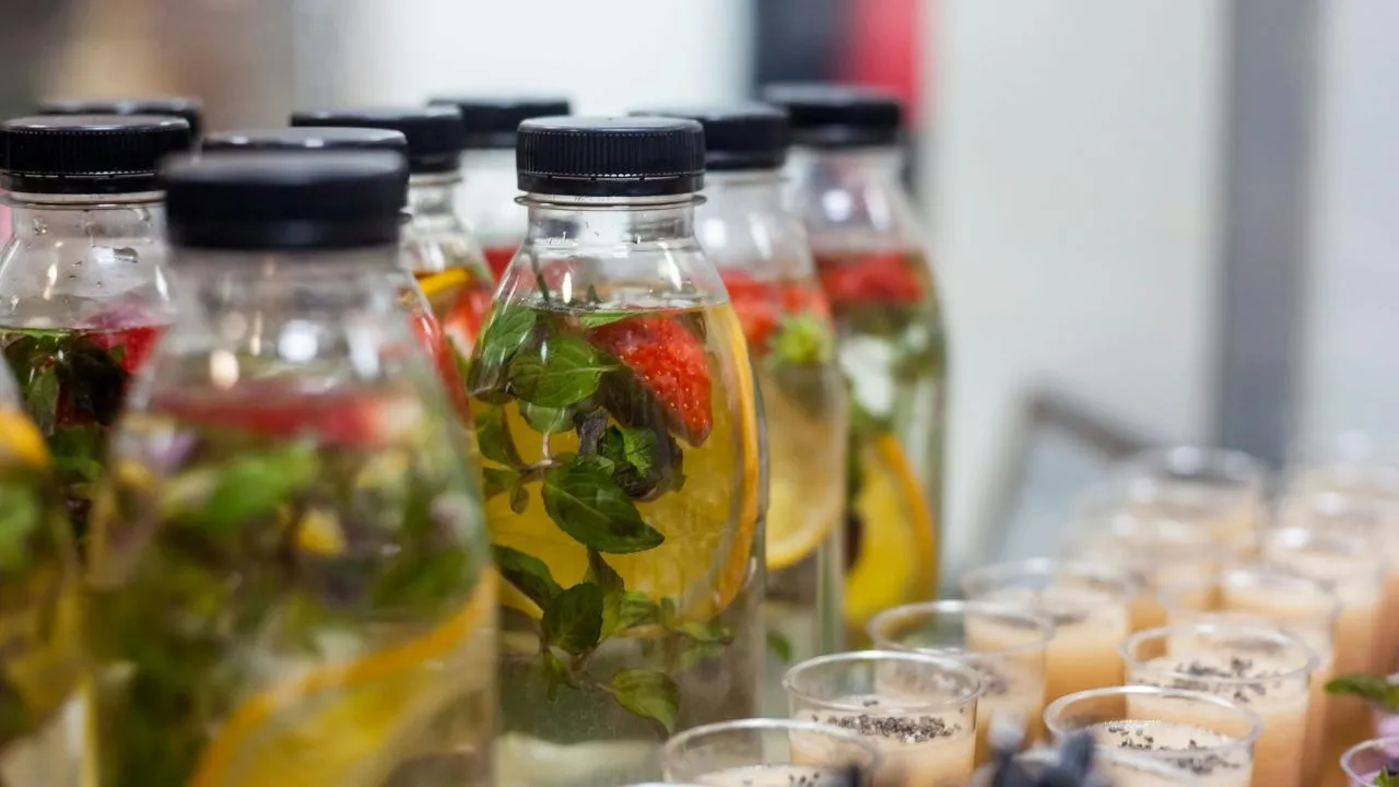 डिटॉक्स वॉटर (1)