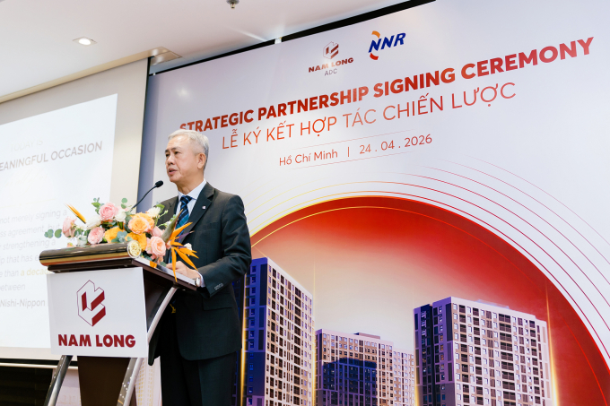 चु ची क्वांग, जेव्हीएस ऑपरेशन, पार्टनरशिप अँड अलायन्सचे वरिष्ठ संचालक आणि नाम लाँग ग्रुपचे अध्यक्ष आणि नॅम लाँग एडीसी या कार्यक्रमात बोलत होते. फोटो सौजन्याने नाम लाँग एडीसी