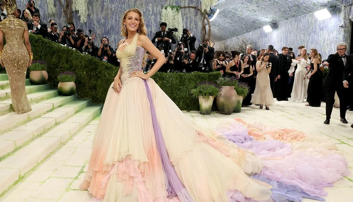 Blake Lively 2026 Met Gala मध्ये 'निर्भय, आत्मविश्वासपूर्ण' परतले आहे