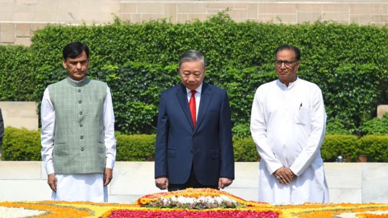 शीर्षक नसलेले डिझाइन (७)