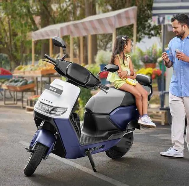 Ather Rizta प्रतिमा गॅलरी 