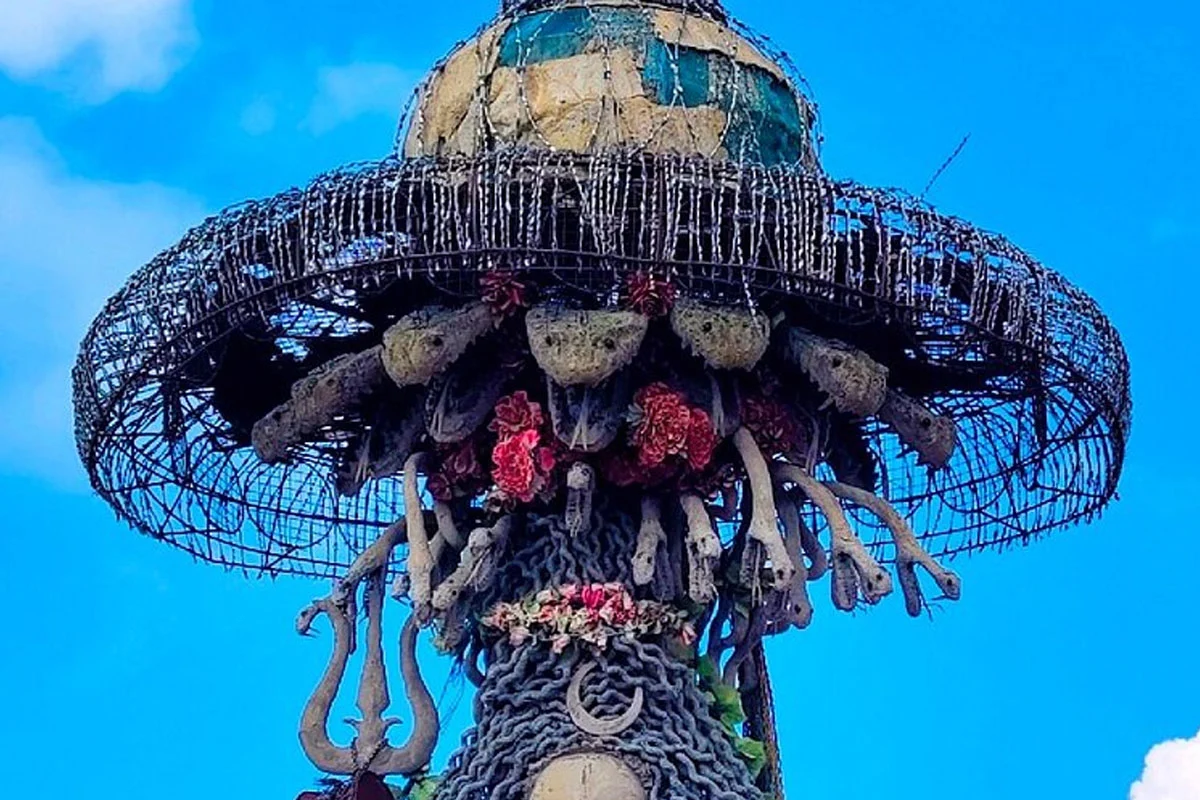 स्वप्नात पाहिलेले शिवमंदिर बांधण्यासाठी कलाकाराने 38 वर्षे घालवली