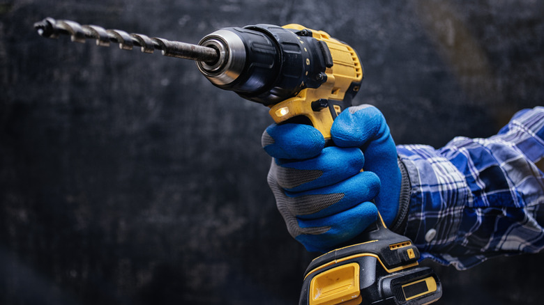 Dewalt कॉर्डलेस ड्रिल