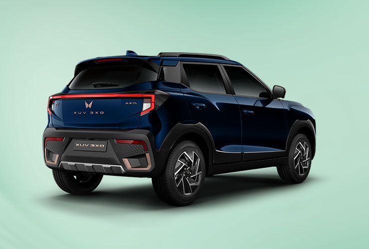 महिंद्रा xuv 3xo ev मागील