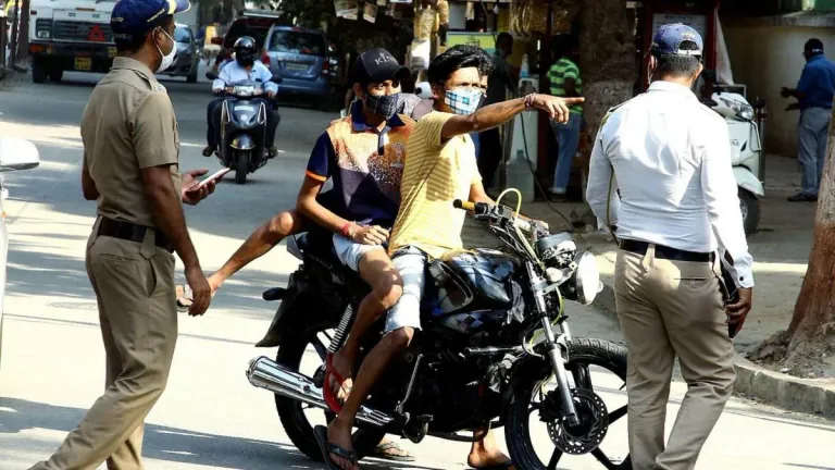 दुचाकी चालान दुचाकी चालान