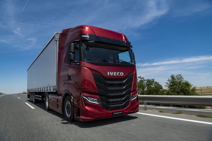 iveco लांब पल्ल्याच्या ट्रक iveco लांब पल्ल्याच्या ट्रक