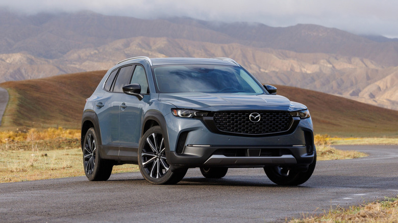 Mazda MX-50 ही Mazda च्या USA लाइनअपमधील सर्वात लोकप्रिय कार आहे