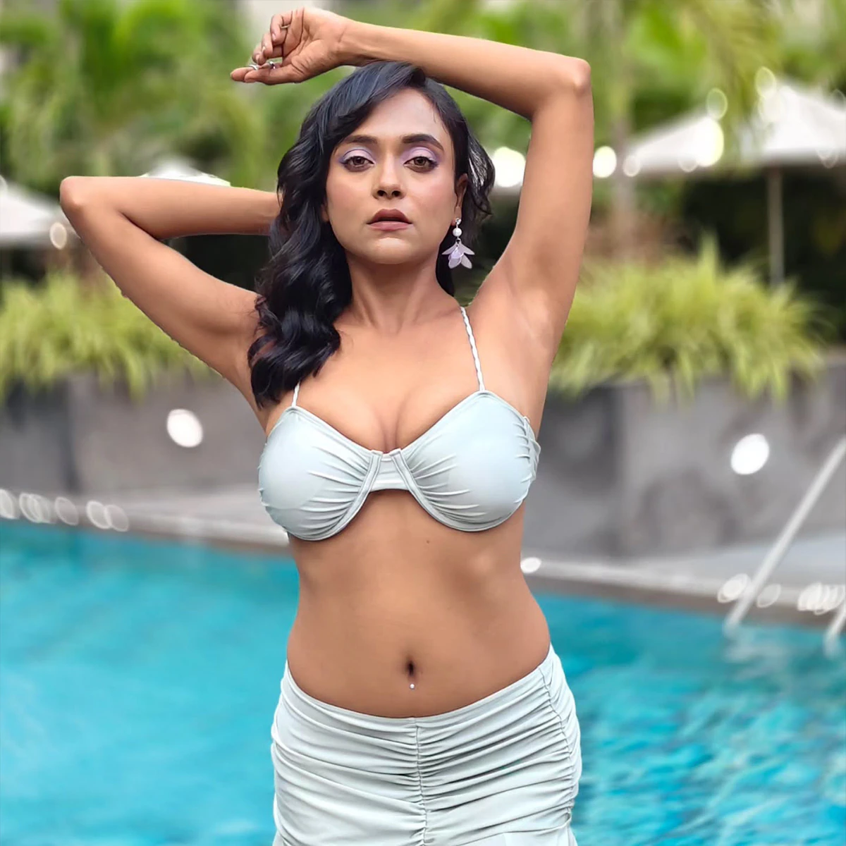 नेहल वडोलिया बोल्ड सीन्स3 6a82da934f0d6