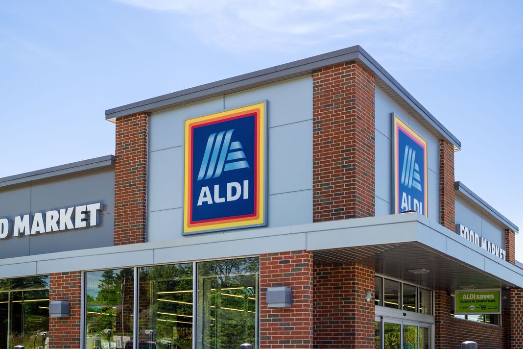 बाह्य ALDI किराणा दुकान बाह्य ALDI किराणा दुकान