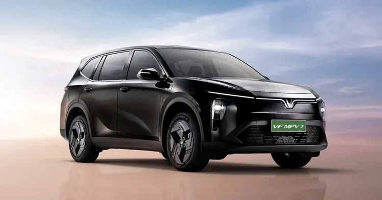 vinfast-vf-mpv-7-समोर