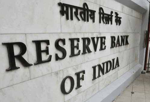 रिव्हॉल्व्हिंग क्रेडिट नियम, अनुपालन आणि जोखीम नियंत्रणांवर RBI NBFC फीडबॅक मागते