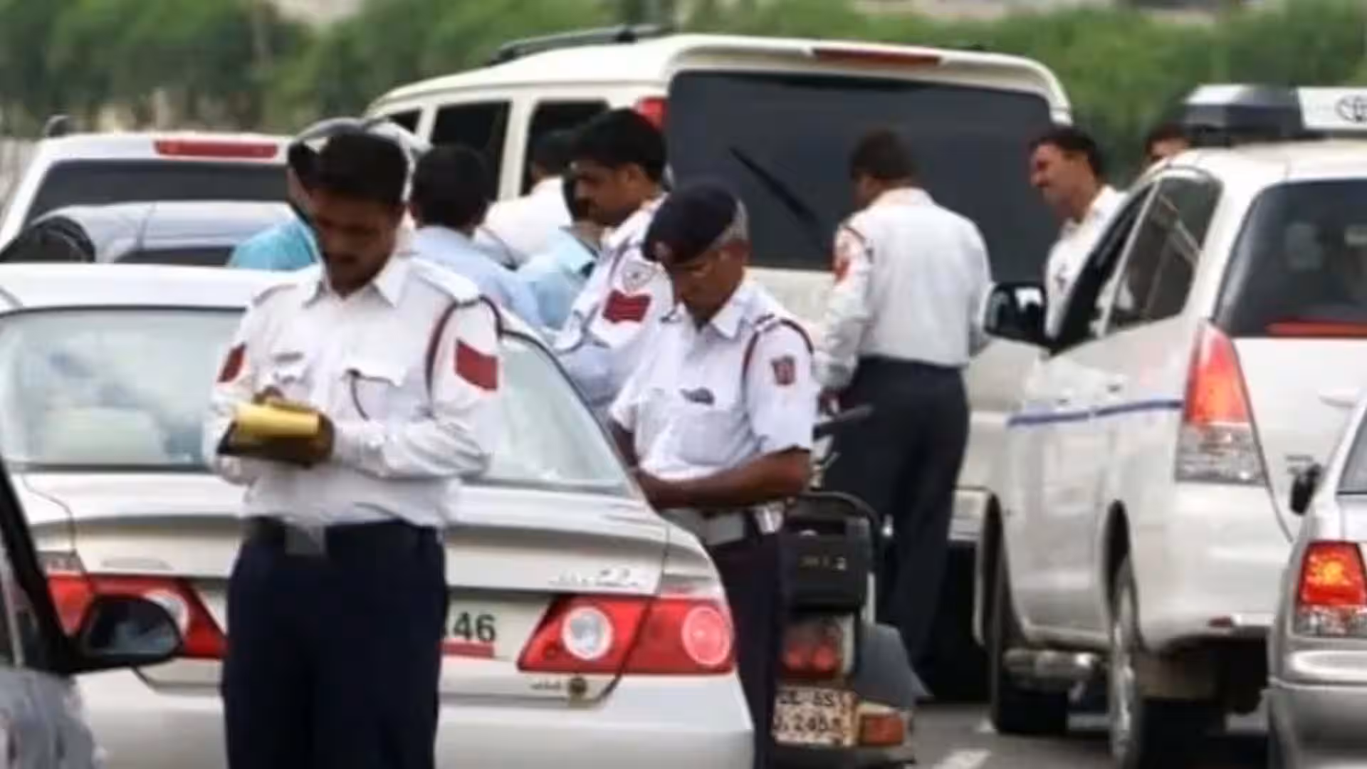 ओव्हरस्पीडिंगमुळे दंड पुन्हा कापला जाऊ शकतो.