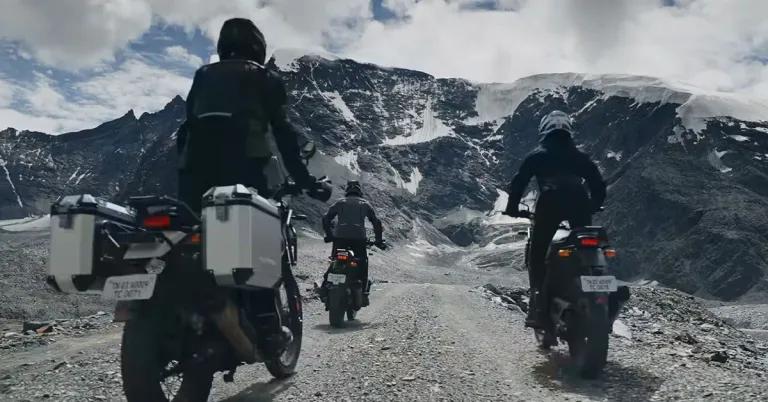 रॉयल एनफिल्ड हिमालयन 440 मागील