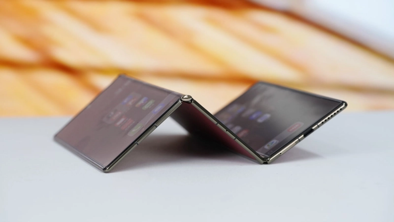 Huawei Mate XT 2
