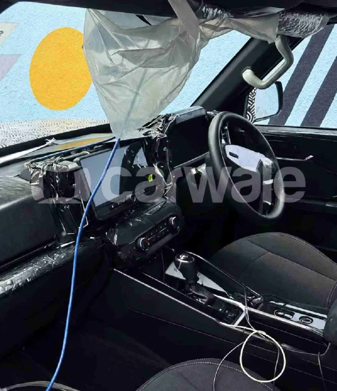 mahindra-vision-s-interior mahindra-vision-s-interior