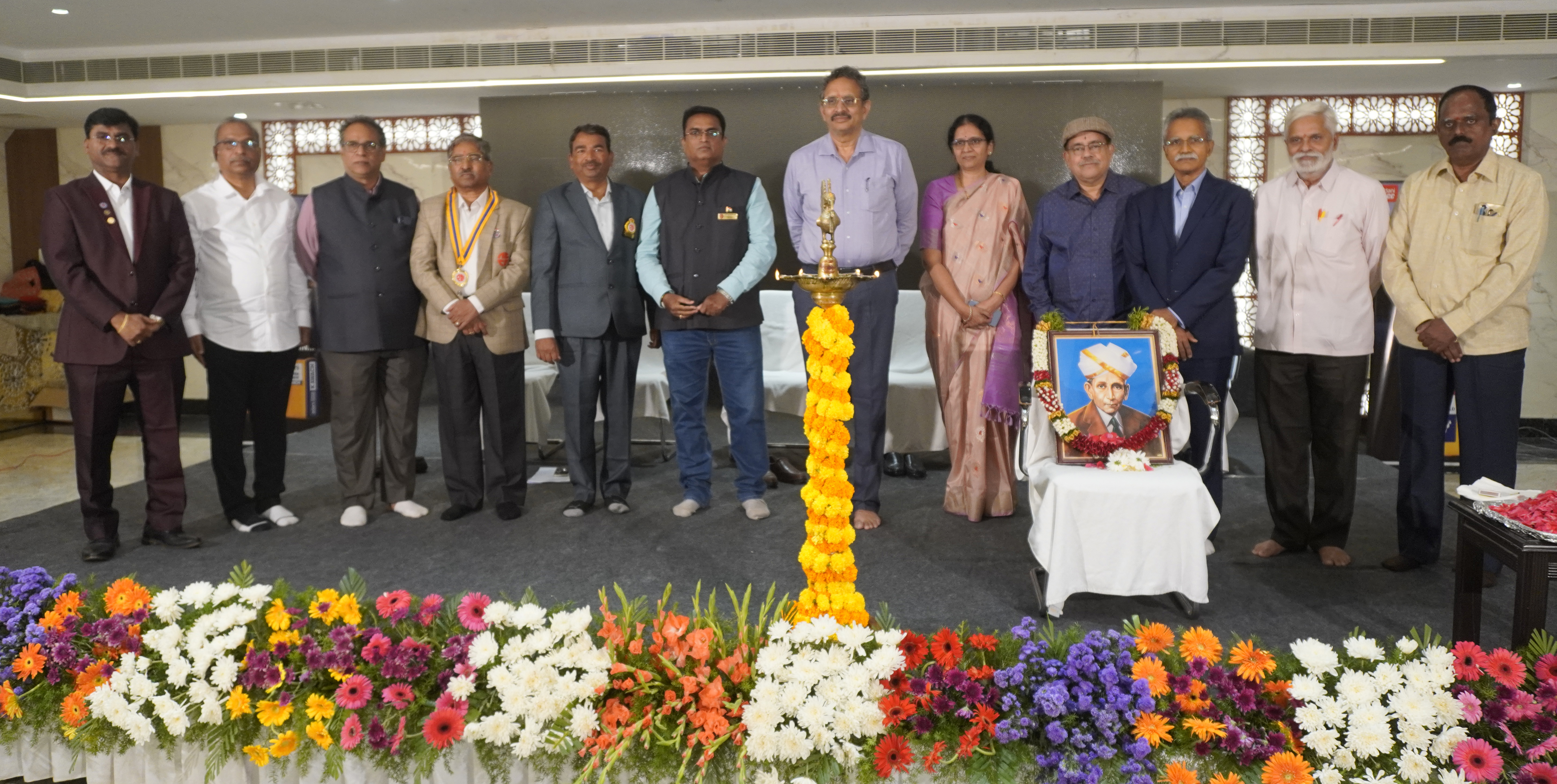 ACCE(I) हैदराबादने अभियंता दिन साजरा केला, अभियांत्रिकी उत्कृष्टतेचा गौरव केला आणि RIDES 2026 परिषदेची घोषणा केली आणि लॉन्च केली