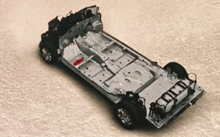 kia-carens-cng