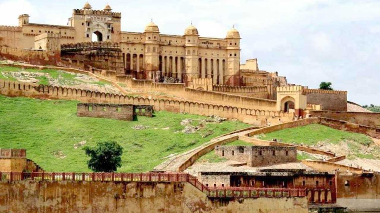 नाहरगड किल्ल्याच्या तिकिटाची किंमत