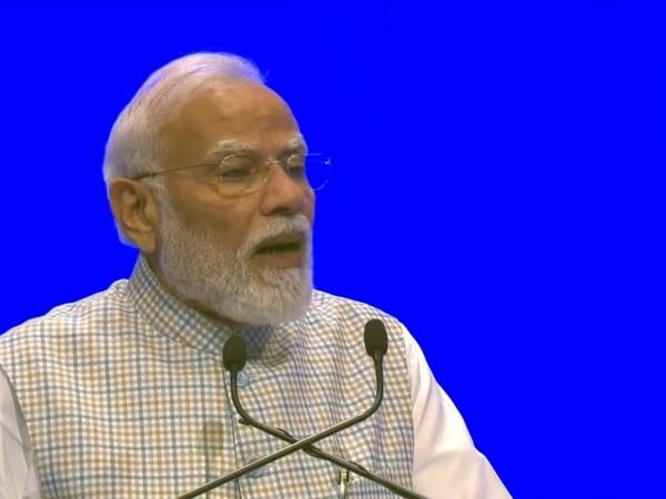 पंतप्रधान मोदी: भारतातील नेटवर्कच्या पलीकडे प्रशासनासाठी मोबाईल फोन अत्यावश्यक आहेत