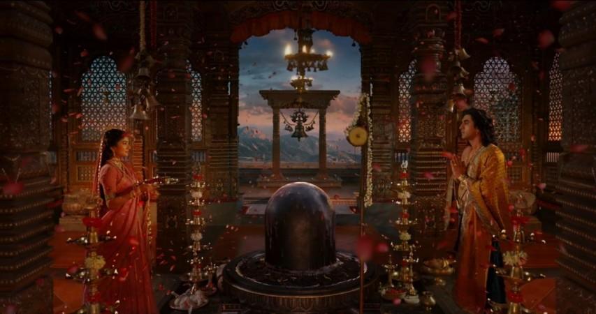 रामायण ट्रेलर 2: यशने त्याच्या दमदार अभिनयाने पुन्हा एकदा शो चोरला; रणबीर कपूर-साई पल्लवी स्टारर एक दृष्यदृष्ट्या जबरदस्त चित्रपट बनण्याचे वचन देतो